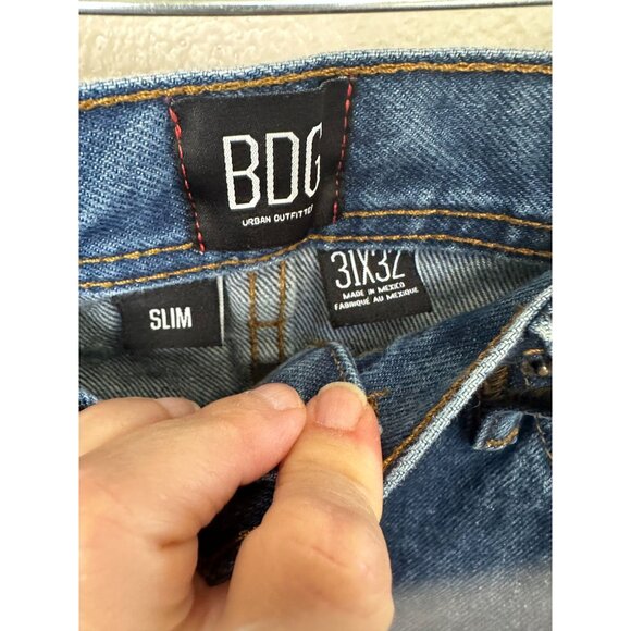 BDG Urban Outfitters Slim Fit Mens Jeans Size 31x32 Medium Wash Denim Classic - Picture 4 of 7